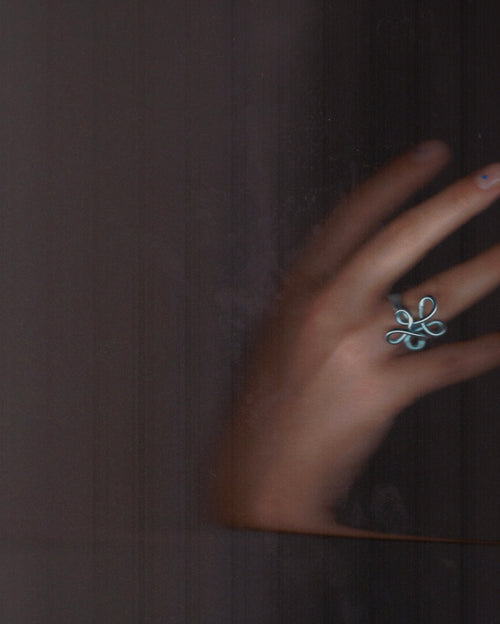 Daisy - Water Blue