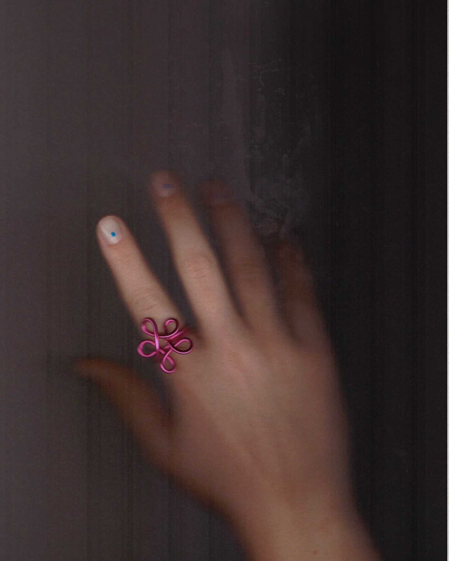 Daisy - Hot Pink