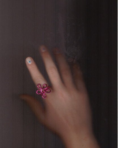 Daisy - Hot Pink