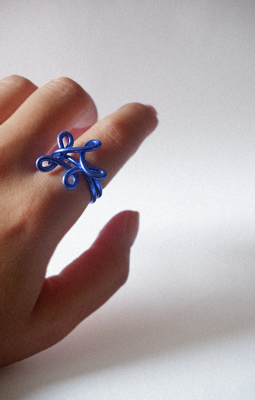 Daisy - Electric Blue